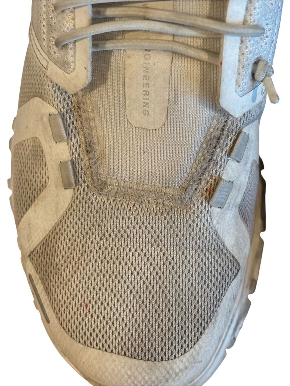 On Cloud Women’s Size 6 Athletic Running Shoes - Light Gray/White - Picture 6 of 6